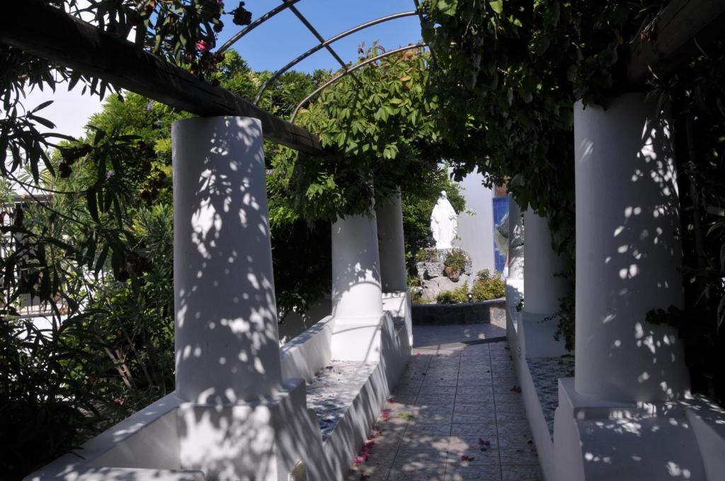 Hotel Villaggio Stromboli - Isola Di Стромболі Екстер'єр фото
