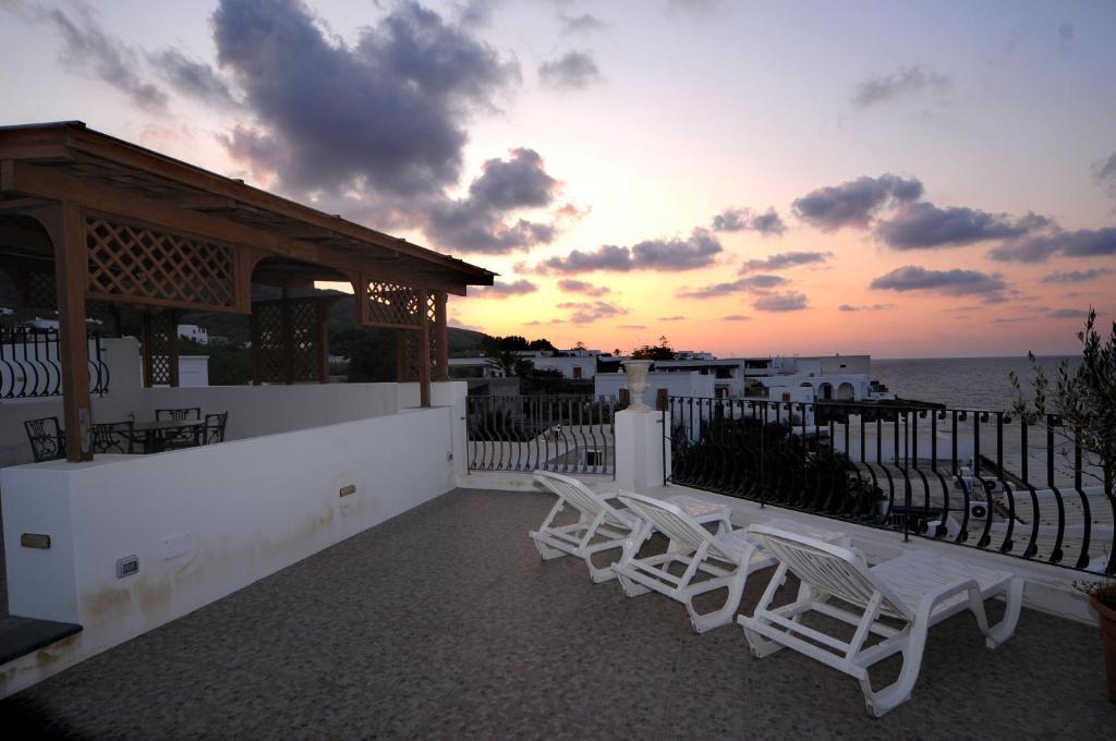 Hotel Villaggio Stromboli - Isola Di Стромболі Екстер'єр фото