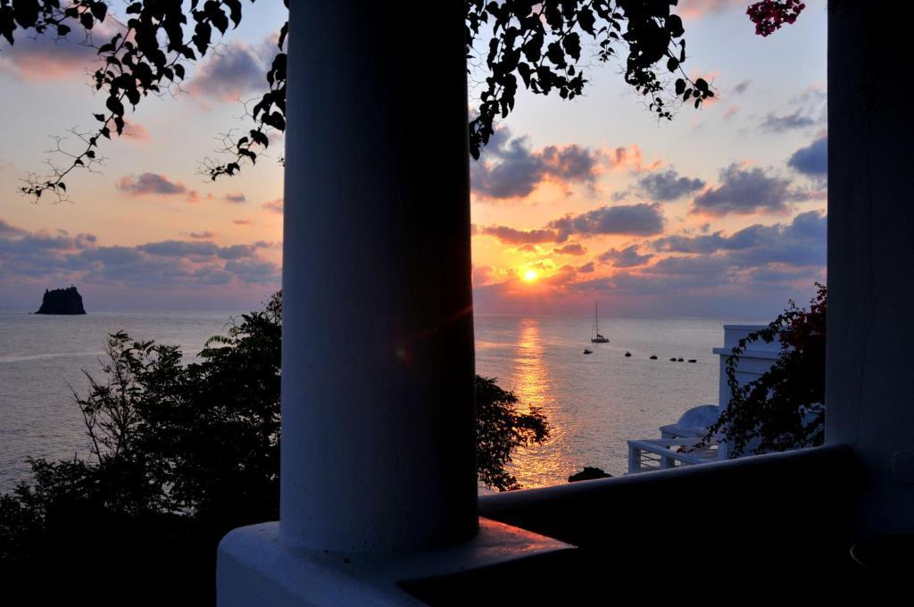 Hotel Villaggio Stromboli - Isola Di Стромболі Екстер'єр фото
