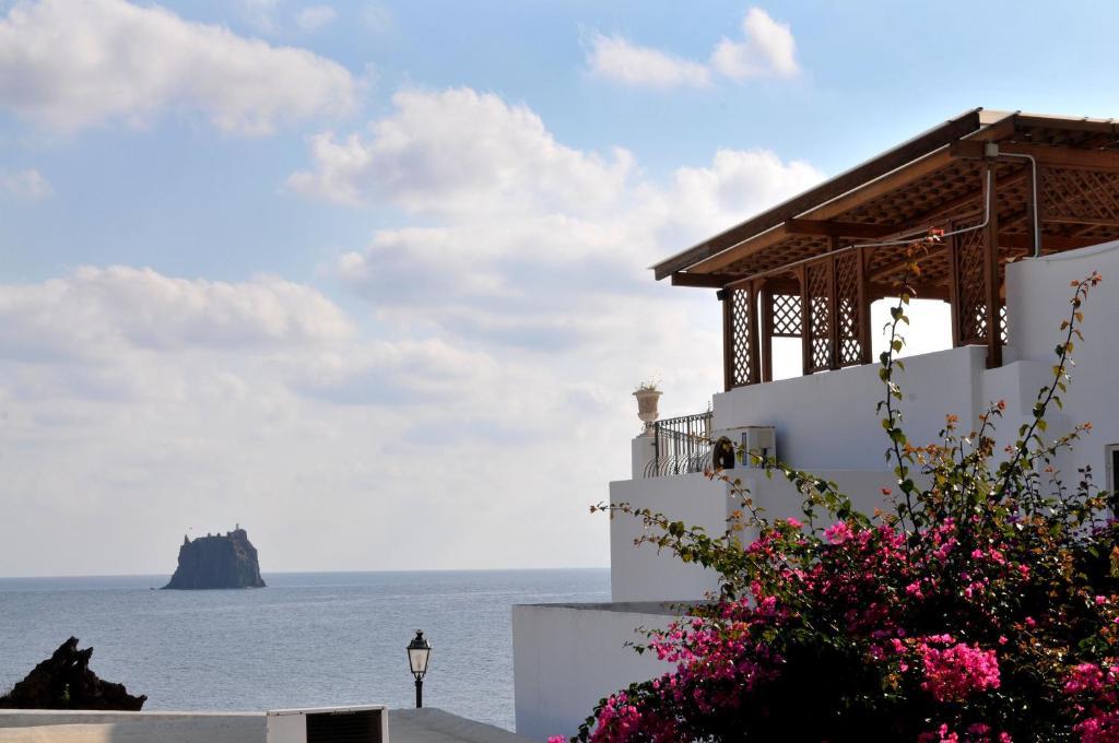 Hotel Villaggio Stromboli - Isola Di Стромболі Екстер'єр фото