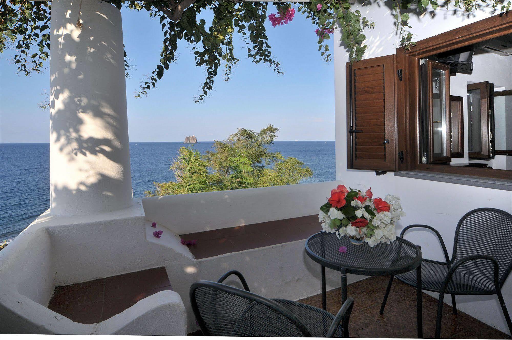 Hotel Villaggio Stromboli - Isola Di Стромболі Екстер'єр фото