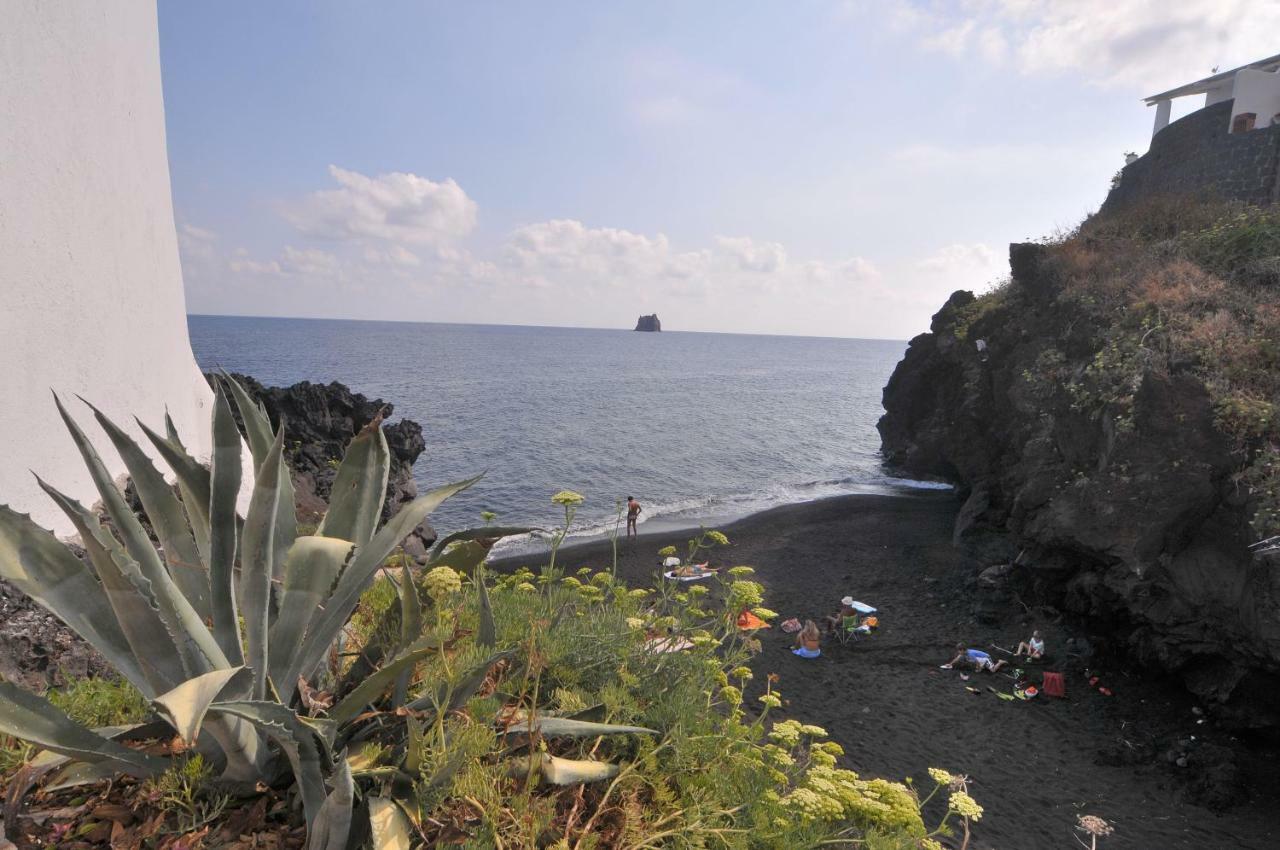 Hotel Villaggio Stromboli - Isola Di Стромболі Екстер'єр фото